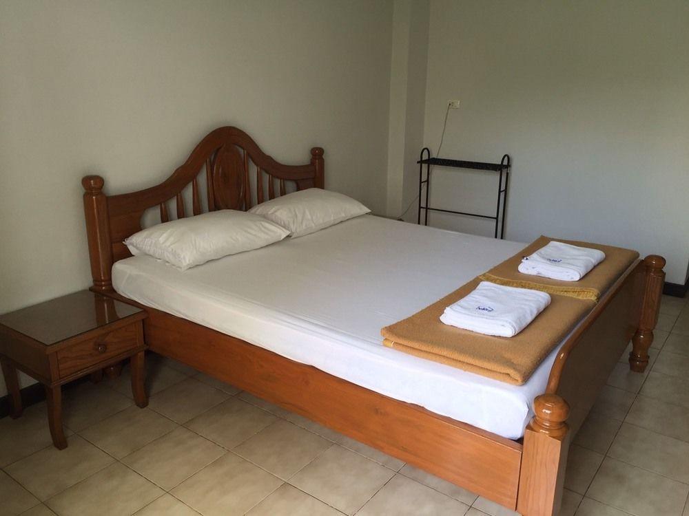 Veerachai Court Chiang Mai Extérieur photo