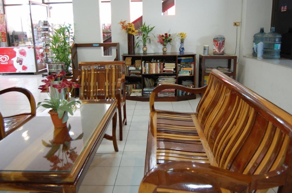 Veerachai Court Chiang Mai Extérieur photo