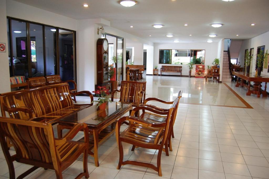Veerachai Court Chiang Mai Extérieur photo